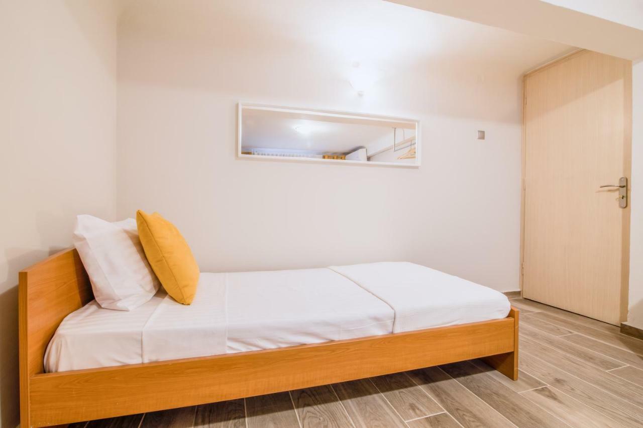 Cozy And Central Apartment Atenas Exterior foto
